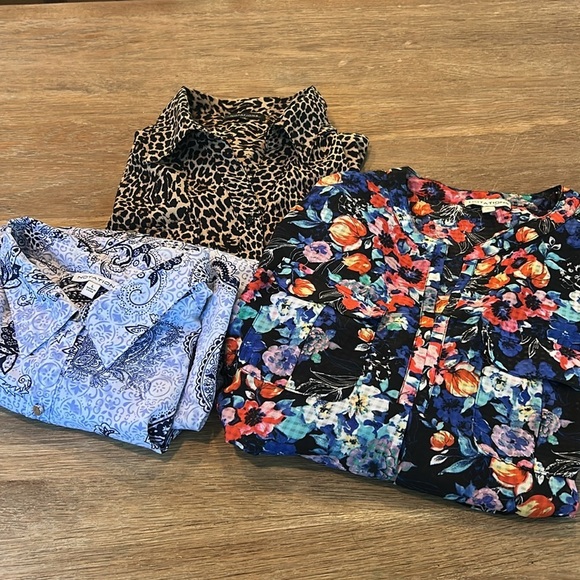 Bundle 3 Notations Blouse 1 M,  2 L - Picture 2 of 11